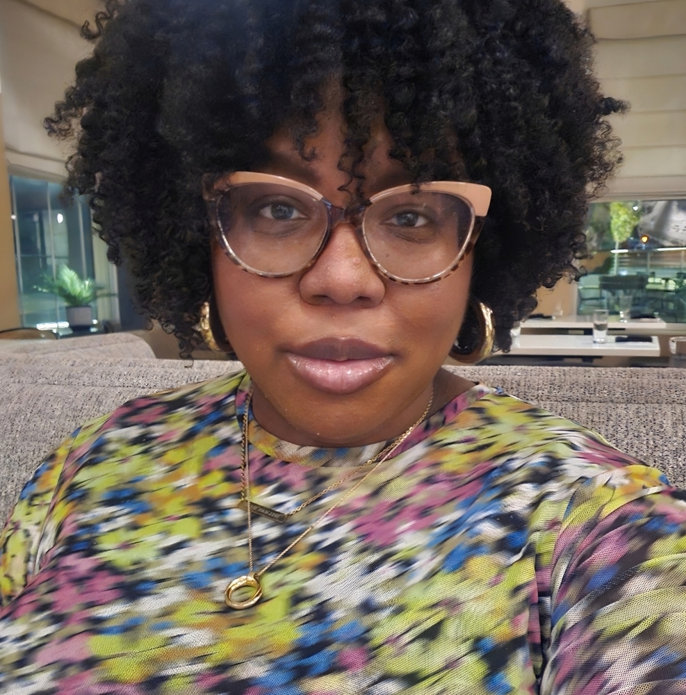 Hi, it's Lauren! Time to Meet Your Posher